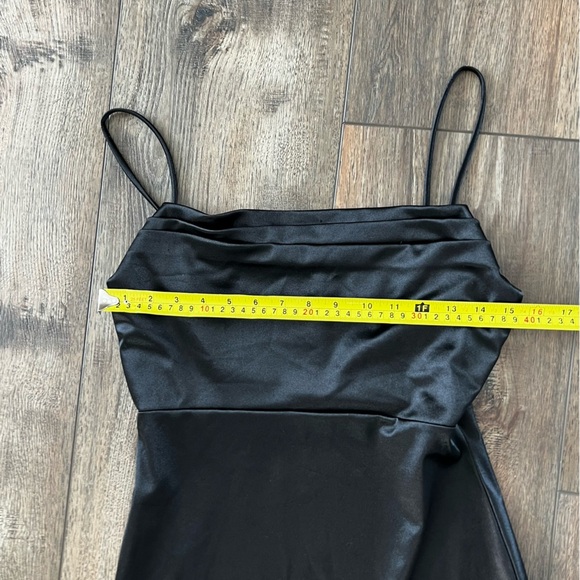 Windsor Junior Women’s Black Satin Mini Dress Draped Sweetheart Cocktail Size L - Picture 7 of 13
